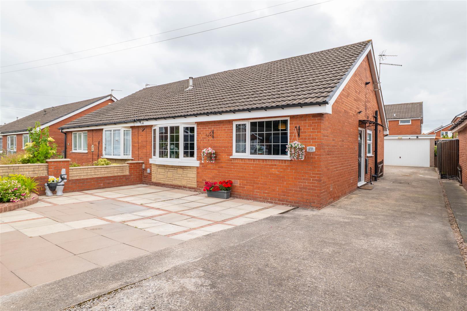 2 bed property in Fir Trees Avenue, Preston